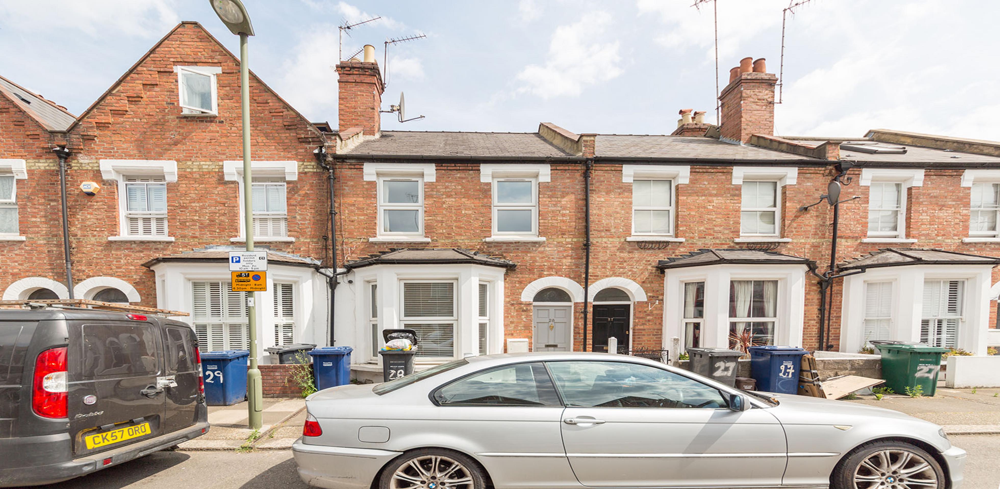 			PRIVATE GARDEN, 3 Bedroom, 1 bath, 1 reception House			 Prospect Road, FINCHLEY ROAD / CHILDS HILL NW2